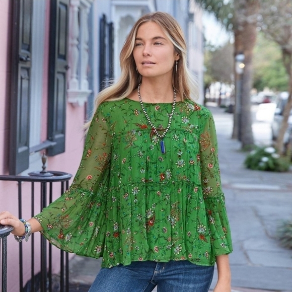 Sundance Tops - Sundance Green Floral Flowy Top
